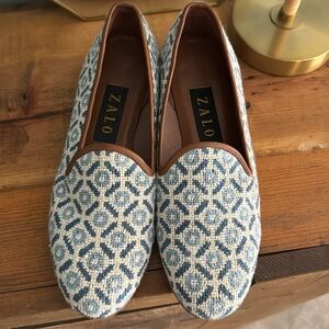 Zalo flats